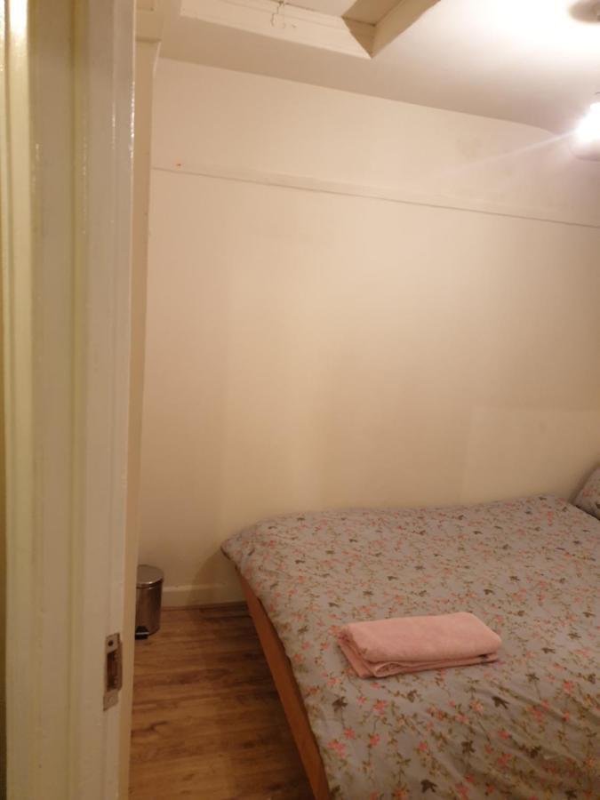 Splendid 4Bedrooms Shared Home Manchester Eksteriør bilde