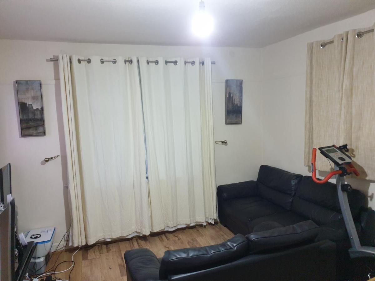 Splendid 4Bedrooms Shared Home Manchester Eksteriør bilde