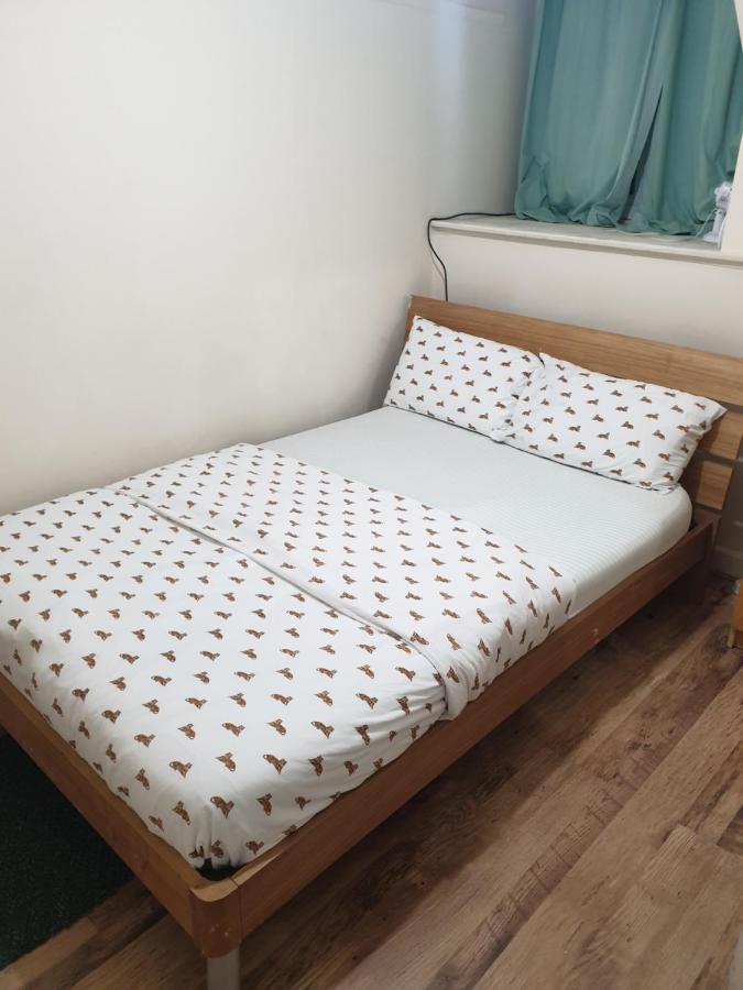 Splendid 4Bedrooms Shared Home Manchester Eksteriør bilde