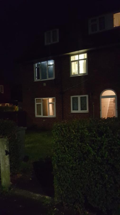 Splendid 4Bedrooms Shared Home Manchester Eksteriør bilde